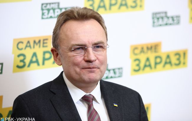 Садовый подал заявление в ЦИК о снятии с президентских выборов
