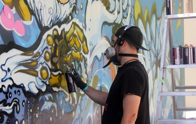 Стены киевских многоэтажек преобразят иностранные художники