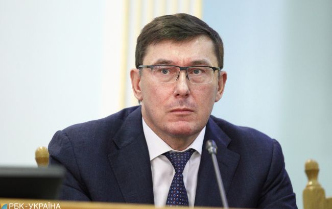 Луценко показал в декларации свыше 1,8 млн гривен дохода