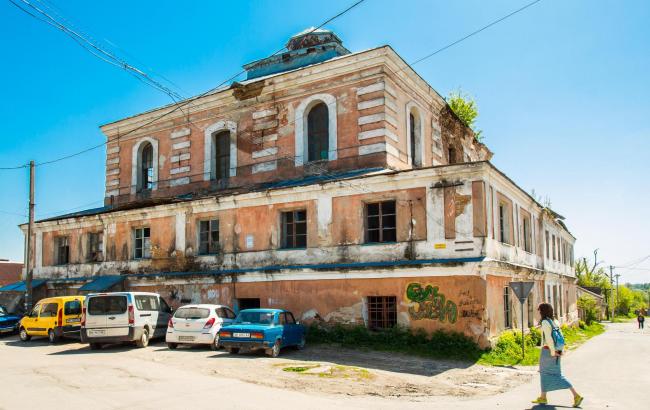 "Разобрано, разрушено или перестроено": чем для Украины грозит катастрофа в охране памятников архитектуры