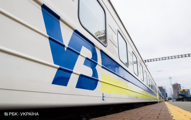 УЗ назначила дополнительные рейсы поезда Киев - Запорожье