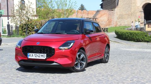 Тест-драйв Suzuki Swift: чим "гібрид-малюк" здивував у місті та на трасі