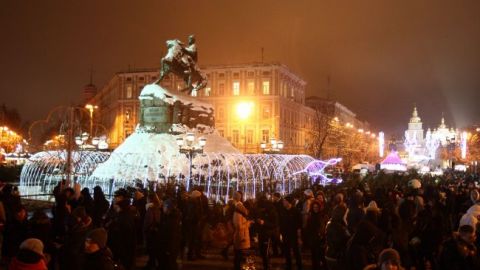 У Києві на Новий рік обмежать рух транспорту і продовжать роботу метро: графік