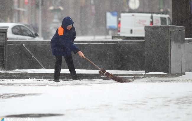 Погода на сегодня: в Украине снег, днем до +5