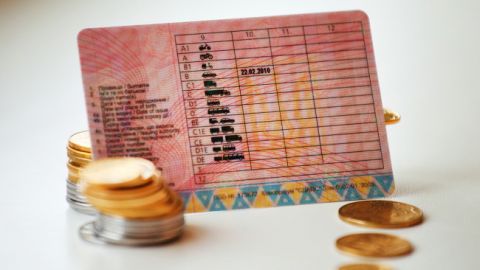 В Україні посилили контроль над видачею водійських прав