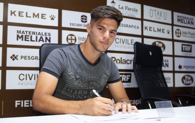 "Милан" подписал аргентинца с двумя десятками матчей на взрослом уровне