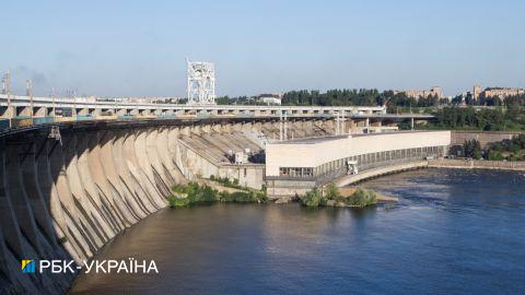 В Запорожье полностью перекрыли движение транспорта через дамбу Днепрогэса