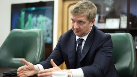 Коболев назвал предложение набсовета по контракту "разумным компромиссом"