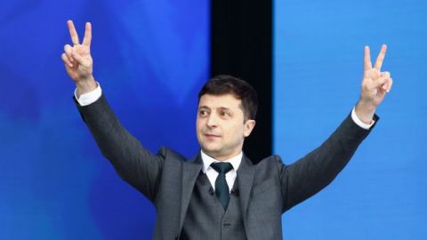 Зеленский до и после выборов: как менялся президент (фото)