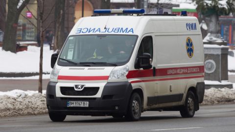 Второй случай в доме за год: в Киеве 17-летний парень выпрыгнул с балкона