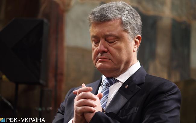 Сеть бурно отреагировала на предложение канонизировать Порошенко