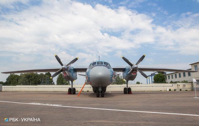 Український літак здійснив вимушену посадку в Єгипті