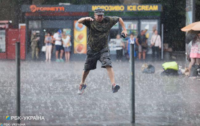 Когда дожди отойдут из Украины: синоптики назвали дату