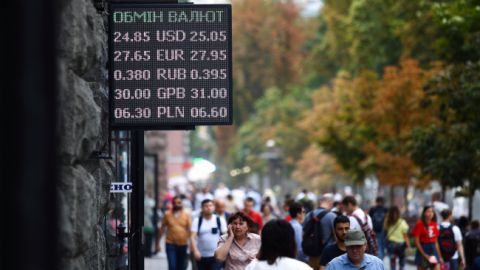 Курс долара 30 серпня: готівковий ринок, міжбанк, НБУ