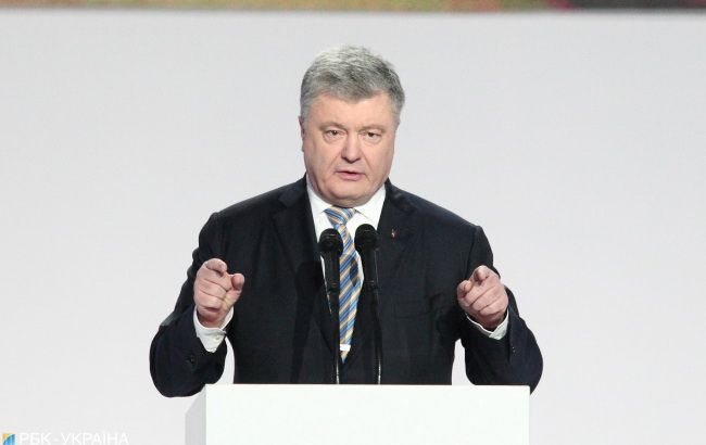 Большинство украинцев считает Порошенко наиболее вероятным победителем на выборах, - опрос