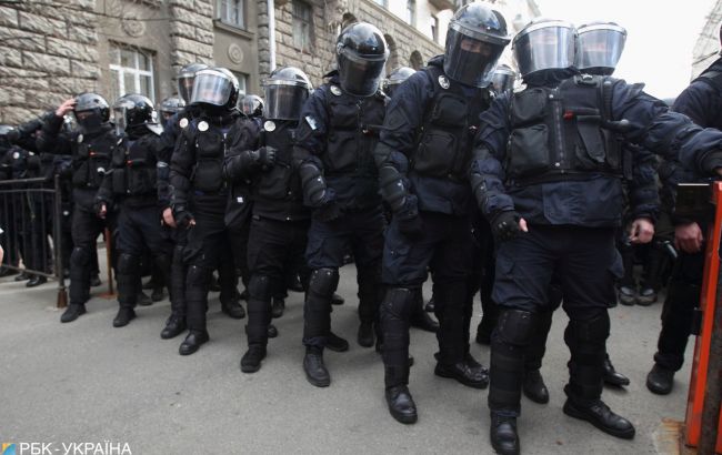 Поліція працюватиме у посиленому режимі в новорічну ніч