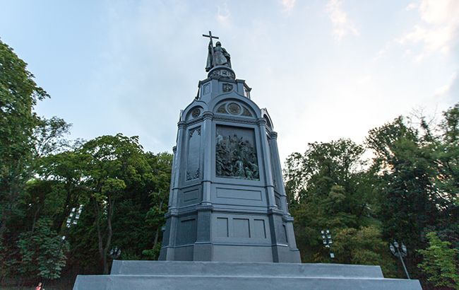 Полиция усилила меры безопасности в Киеве из-за Крестного хода