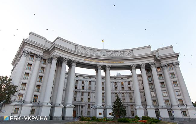 МИД предупредил чешских депутатов о санкциях за незаконное посещение Крыма