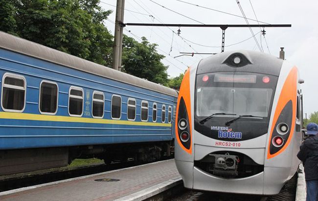 УЗ назначила дополнительный поезд "Интерсити" из Киева в Одессу