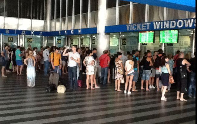 Система продажи билетов "Укрзализныци" возобновила работу
