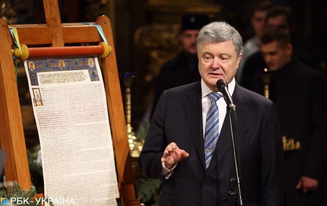 Порошенко нагородив орденами митрополитів, які перейшли до ПЦУ