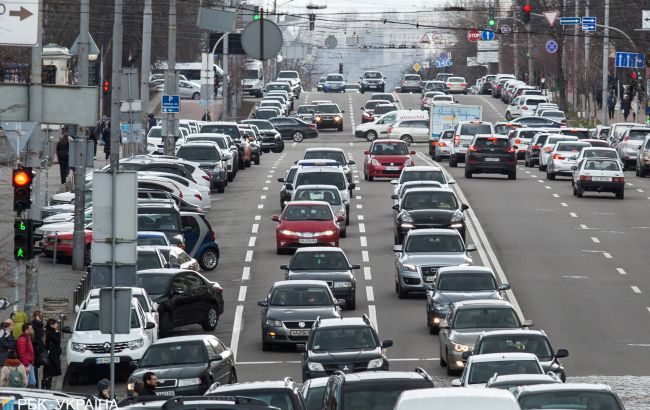 Автомобильные номера можно получить по почте