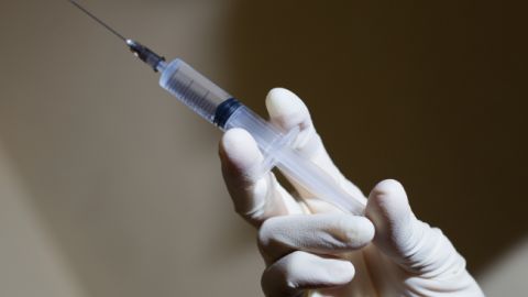 Прививки в Украине: Верховный суд вынес неожиданное решение