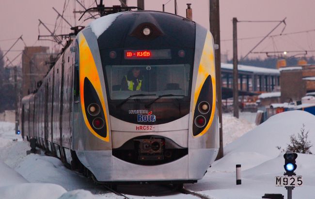 Укрзализныця дала график курсирования эвакуационных поездов на 8 марта