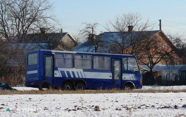 Уникальный украинский трехосный автобус "Эталон" нашли в поле: что о нем известно