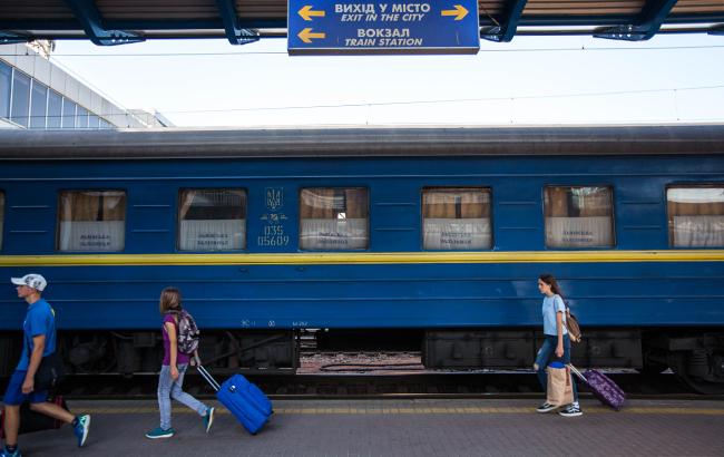 "Укрзализныця" изменит время прибытия поезда Киев-Мариуполь