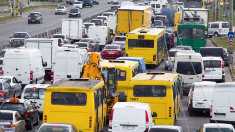 У Києві ввечері утворилися численні пробки
