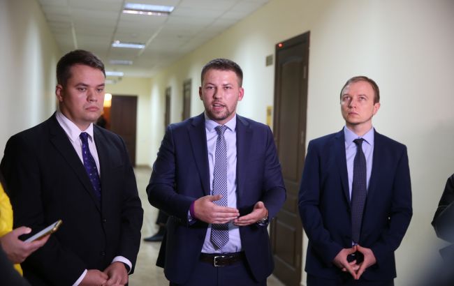 Суд продолжил рассмотрение дела об арестах "Мотор Сичи"