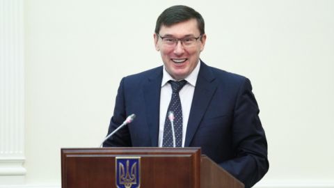 Луценко залишиться прокурором після звільнення з поста глави ГПУ