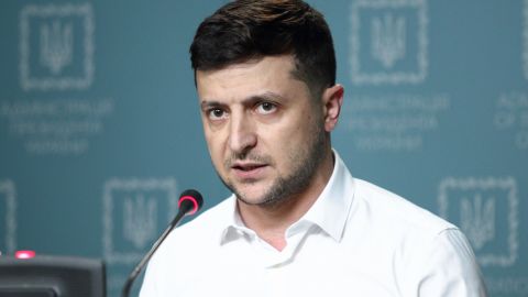 Санкции против РФ должны включать полную остановку "Северного потока-2", - Зеленский