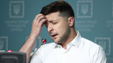 Зеленський спростував чутки про дефолт в Україні