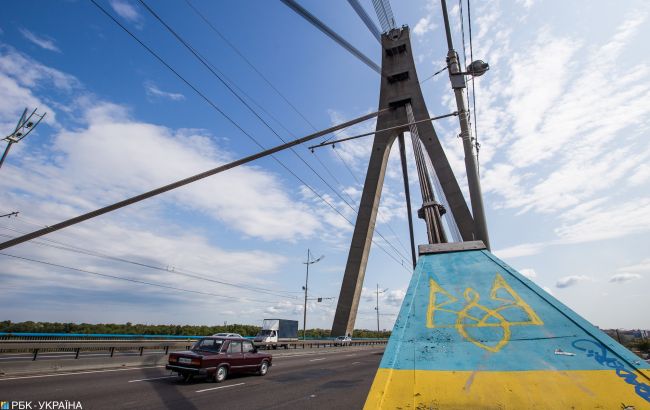 У Києві на Північному мосту частково обмежать рух транспорту