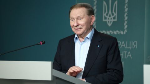 Кучма: рішення питання блокади ОРДЛО має бути двостороннім