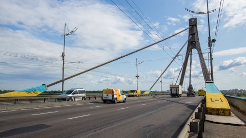 У Києві на вихідних обмежать рух по Північному мосту