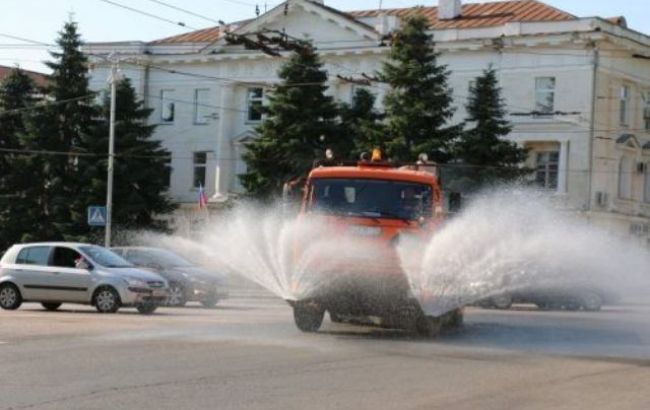 У Чернівцях почали регулярно дезінфікувати вулиці