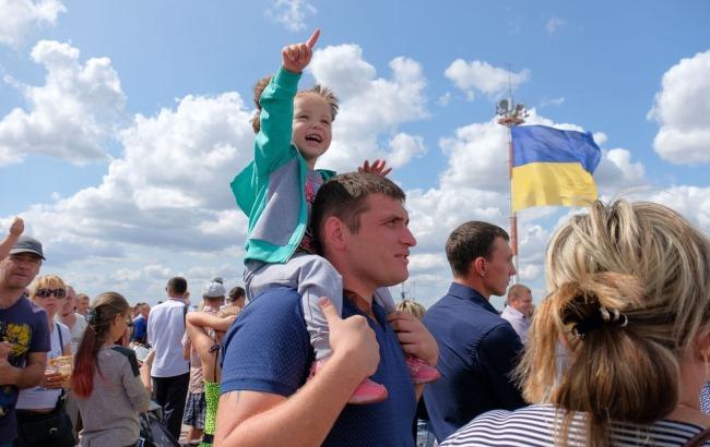 Авиашоу на Днепропетровщине в День Независимости собрало 25 тысяч зрителей - Резниченко