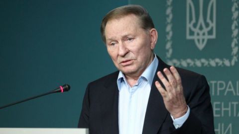 Зеленський не піде відразу на проведення виборів на Донбасі, - Кучма