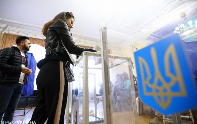 У Києві усі виборчі комісії працюють у штатному режимі