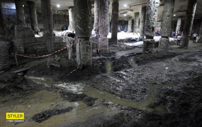 "На Почтовой площади не было крещения Руси, там артефакты XVII-XVIII века" - Институт археологии Украины