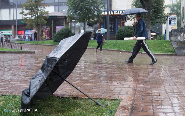 Сегодня Украину накроют дожди с грозами