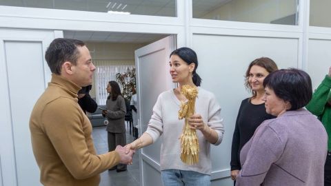 Маша Ефросинина посетила Каменское в рамках программы первой леди