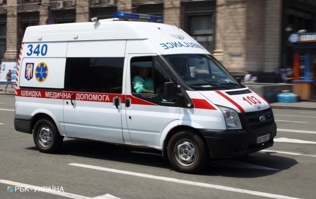 Во Львове столкнулись маршрутка и автомобиль, пострадали двое подростков