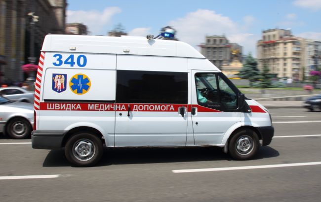 В Ивано-Франковске избили врача "скорой", которая приехала на вызов к ромам