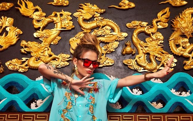 Любите в первую очередь себя: MamaRika выпустила песню-предостережение для всех девушек