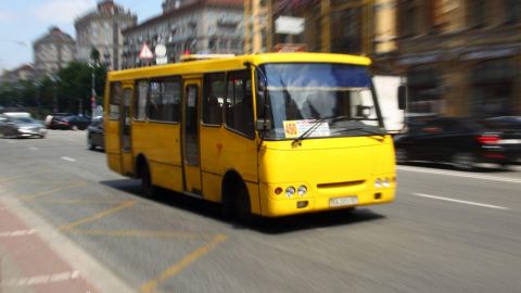 Українські міста підвищують ціни на проїзд у громадському транспорті