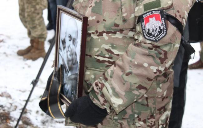 В Ивано-Франковске провели в последний путь бойца АТО "Семена"